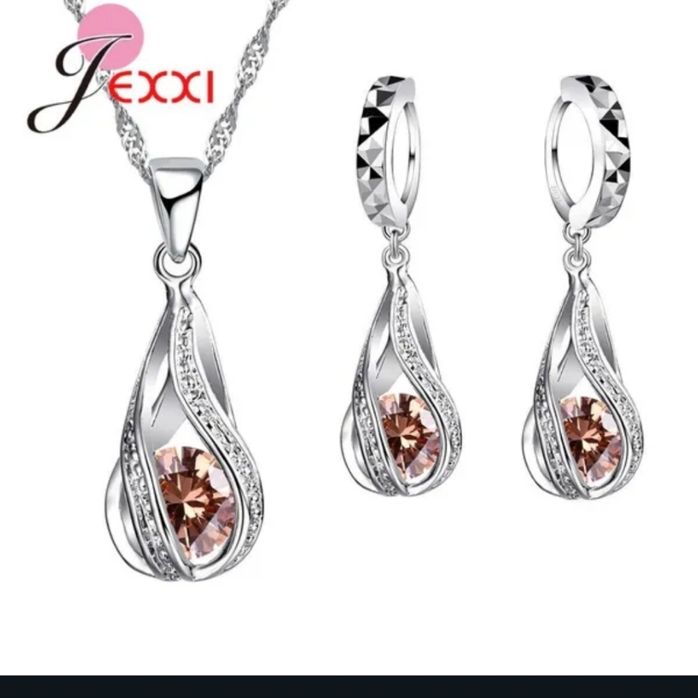 NWT Stamped 925 Beautiful Necklace & Earrings Set W Champagne Austrian Crystals!